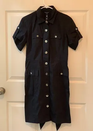 Banana Republic Black Button-Up Collared Shirt Dress. Size-4 thumbnail 2