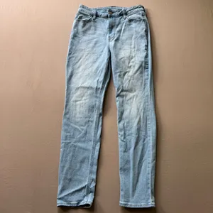Old Navy High-Waisted Wow Straight Ankle Jeans thumbnail 6