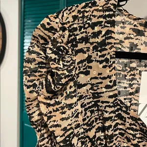 ZARA new with tag ANIMAL PRINT DRESS - med thumbnail 8