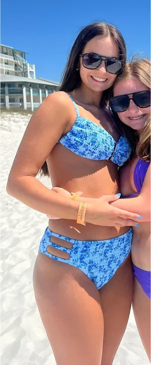 SheIn Swimsuits thumbnail 1