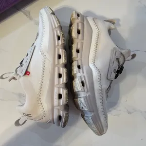On Cloudaway White Size 7 thumbnail 2