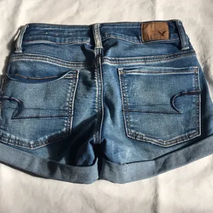 American Eagle denim shorts thumbnail 3