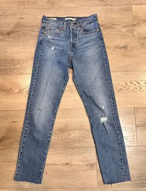 Levis Big E Wedgie Fit Jeans‎ Distressed Raw Hem Denim Size 24 Straight thumbnail 1