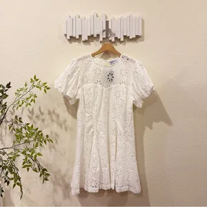 En Saison Adina Lace Mini Dress in White Size Small NWT thumbnail 2