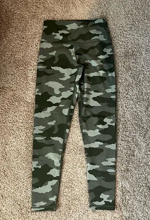 Aerie camo leggings, cropped! thumbnail 1
