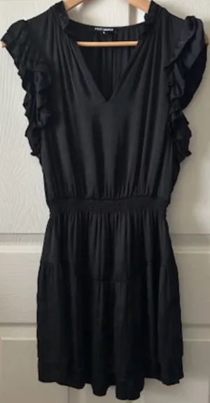 Steve Madden Black Ruffle Detail Blouson Silhouette Dress Sz Small Minimalist thumbnail 2