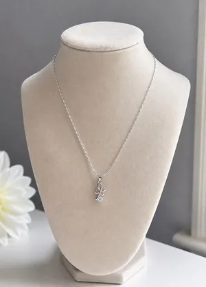 Silver Clover Pendant Necklace Dainty Minimalist Lucky Charm Jewelry thumbnail 1