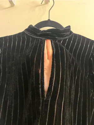 Frame Denim Velvet Long Sleeve Smocked Party Blouse Noir Size Medium thumbnail 5