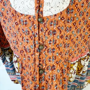 Anthropologie Floral Top Sz 6 Button Front Bell Sleeve Boho Indie‎ Festival thumbnail 4