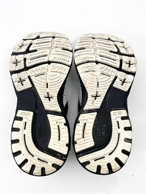 BROOKS Adrenaline GTS 22 Gray Women’s 11 Lace Up Running Shoes thumbnail 13
