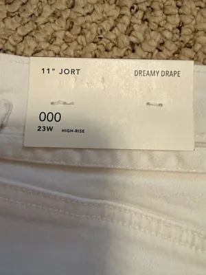 American Eagle Dreamy Drape 11” Jort White High Rise NWT 000 23W Coastal thumbnail 4
