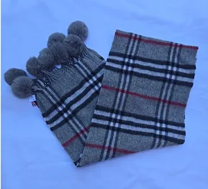 scarf 100% Cashmere With Fur Pompons thumbnail 1