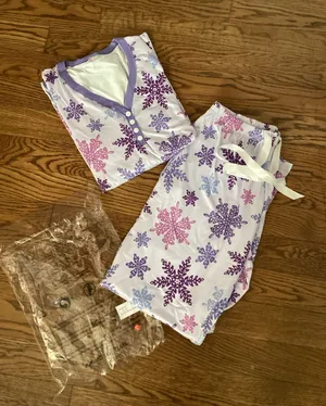 Shirley & Stone winter snowflake pajama set size Large thumbnail 1