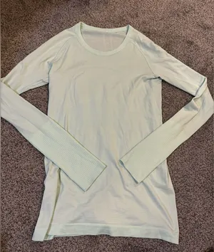 Lululemon Swiftly Tech Long Sleeve thumbnail 1