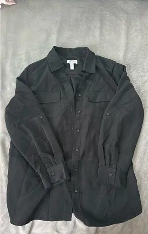 Black button down shirt Size M thumbnail 1
