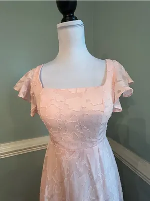 Elegant Pink Lace Maxi Dress with Flutter Sleeves thumbnail 3
