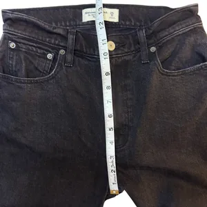 Abercrombie & Fitch High Rise 90s Relaxed Jean Black Destroy Women's Sz 25 / 0R thumbnail 5