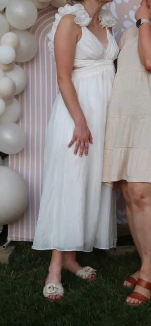 White Midi Dress Size 6 thumbnail 1