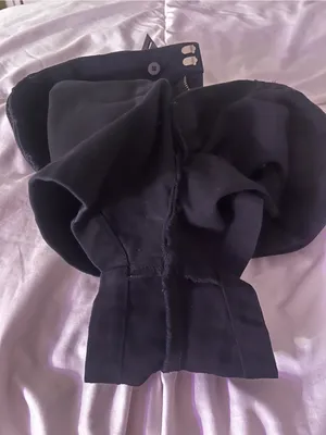 Aritzia TNA 3” Black Cargo Shorts with Utility Belt thumbnail 8