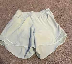Lululemon Shorts Hotty Hot thumbnail 1