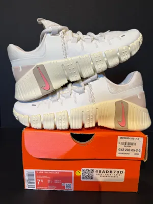 Women’s Nike Free Metacon 7.5W thumbnail 1
