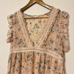 POL Floral Babydoll Boho Blouse Size Small Top V Neck Pink Spring Lace Dainty thumbnail 4