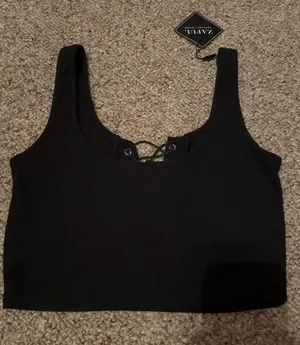 Zaful Crop Top Tank thumbnail 2