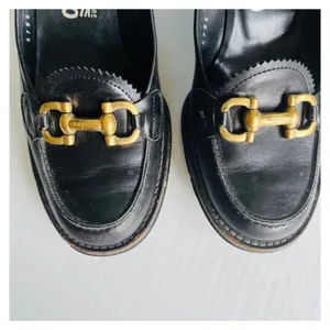FERRAGAMO Sz 6.5 Black Leather Buckle‎ Heeled Slip On Loafer Round Toe Shoes thumbnail 3