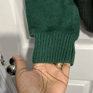 Royal + Reese Women’s Colorblock Green/Black Turtleneck Sweater - Size XL. NWOT thumbnail 5