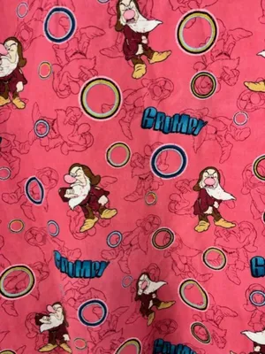Disney Grumpy Seven Dwarfs Womens L Scrub Top Short Sleeve Pockets V Neck thumbnail 6