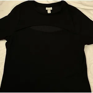 Ava &‎ Viv Cutout Top Womens 1X Black Ribbed Short Sleeve Plus Sz Stretch Blouse thumbnail 3