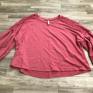 Xhilaration Coral Balloon Arm Lace Trim Pullover; Large Women’s thumbnail 1