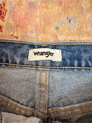 Wrangler WOMEN'S REWORKED SHORT thumbnail 5