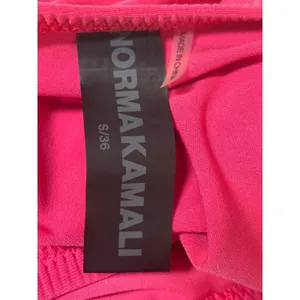 Norma Kamali‎ One Shoulder Diana Crop Top S Pink Ruched Draped Glam Barbiecore thumbnail 5