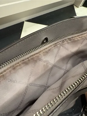 Michael Kors Ciara Large East West‎ Top Zip Saffiano Leather Tote Bag in Grey thumbnail 11