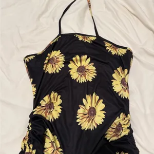 ROMWE Black Dress with Sunflower Design thumbnail 2