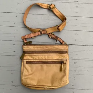 Fossil Y2K Tan/Yellowish Leather Crossbody Purse w/ Numerous Zipper Pockets thumbnail 1