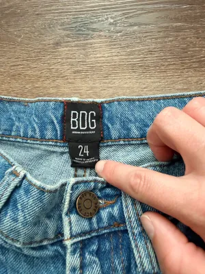 BDG High Waisted Baggy Jeans Urban Outfitters thumbnail 3