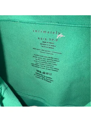 Green Intimately crop top #croptop emerald green, cropped tank, fitted, halter thumbnail 3