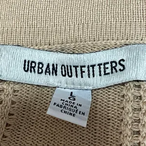Urban Outfitters Men's Beige Short Sleeves Open Knit Striped Polo Sweater Top L thumbnail 4