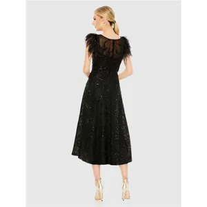 NW0T MAC DUGGAL 20400 Black Feather Shoulder Embellished Dress Size 8 thumbnail 5