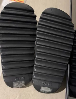 YZY YS-01 Black Sandals Size 10 New Authentic thumbnail 5