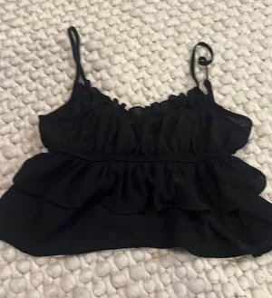 Black Target Cropped Tank Ruffle thumbnail 2