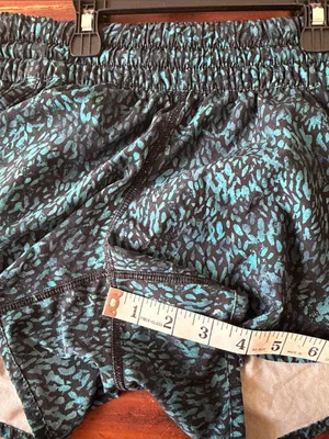 Lululemon shorts Tracker LR Short Animal Print thumbnail 7