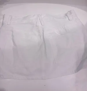 White jean skirt from golden dream boutique, size small thumbnail 2