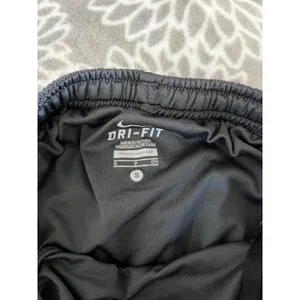 Nike Running Dri-FIT Shorts Women Small Grey Basketball Gorpcore Track Field thumbnail 2
