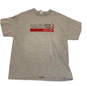 Gildan RARE Alec Baldwin Tammy Baldwin Election Tshirt Gray Republican XL Politics thumbnail 1