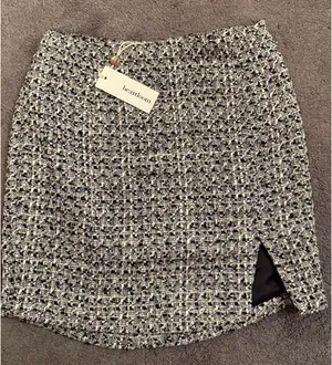 heartloom tweed skirt  thumbnail 2