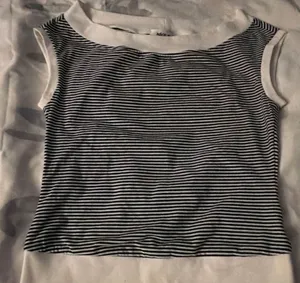 Striped shirt Multiple thumbnail 1