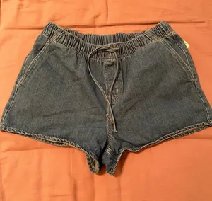 NWT Denim Drawstring Waist Shorties Blue Size M thumbnail 1